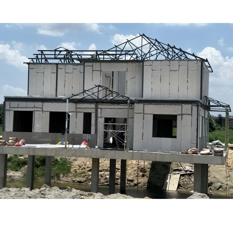 चीन गर्म बिक्री स्टील संरचना पूर्वनिर्मित रिसॉर्ट झोपड़ी बगीचा केबिन किट मिनी छोटे फ्रेम घर